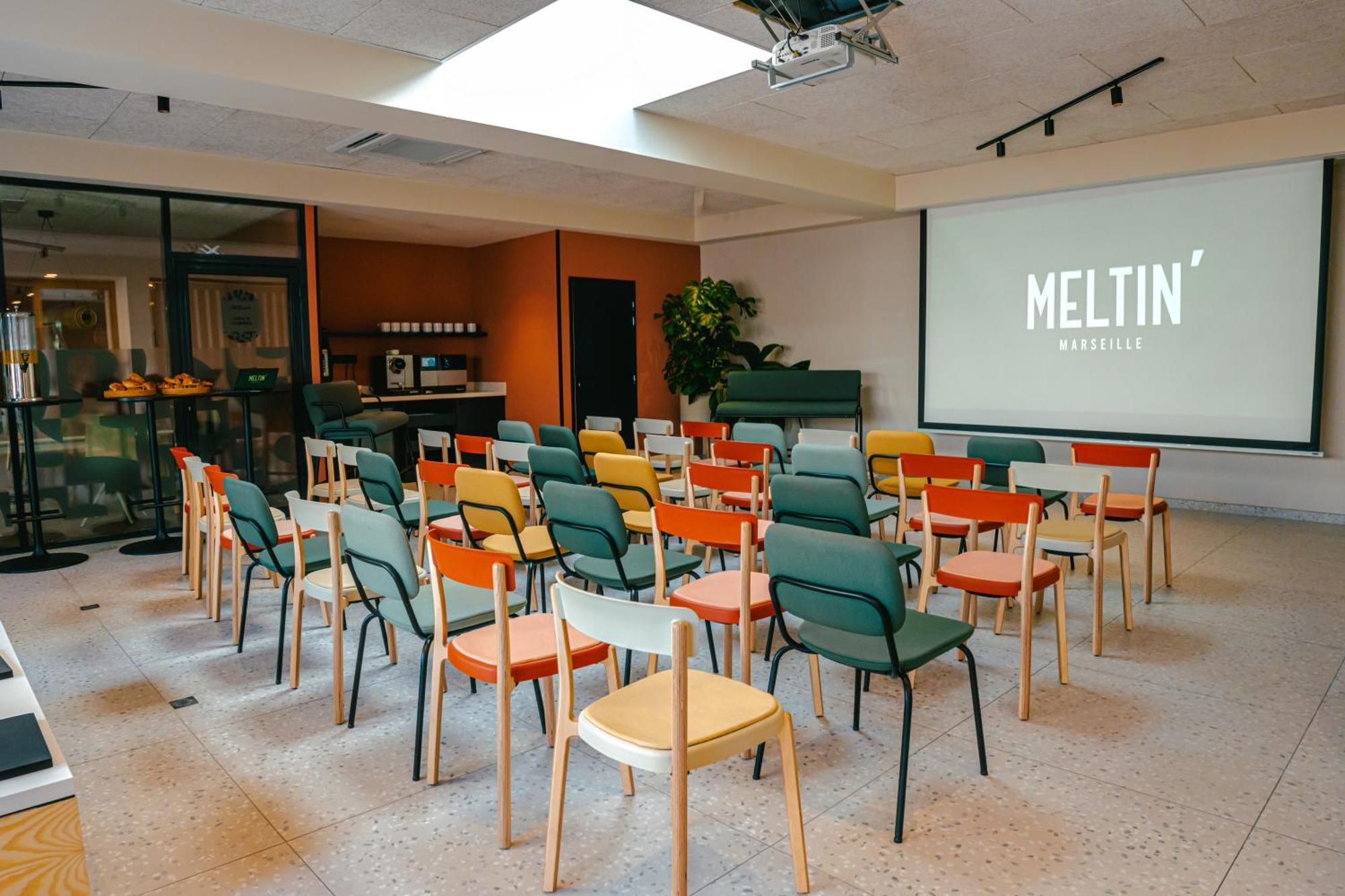 Ibis Styles Palais Des Congres Velodrome 3*