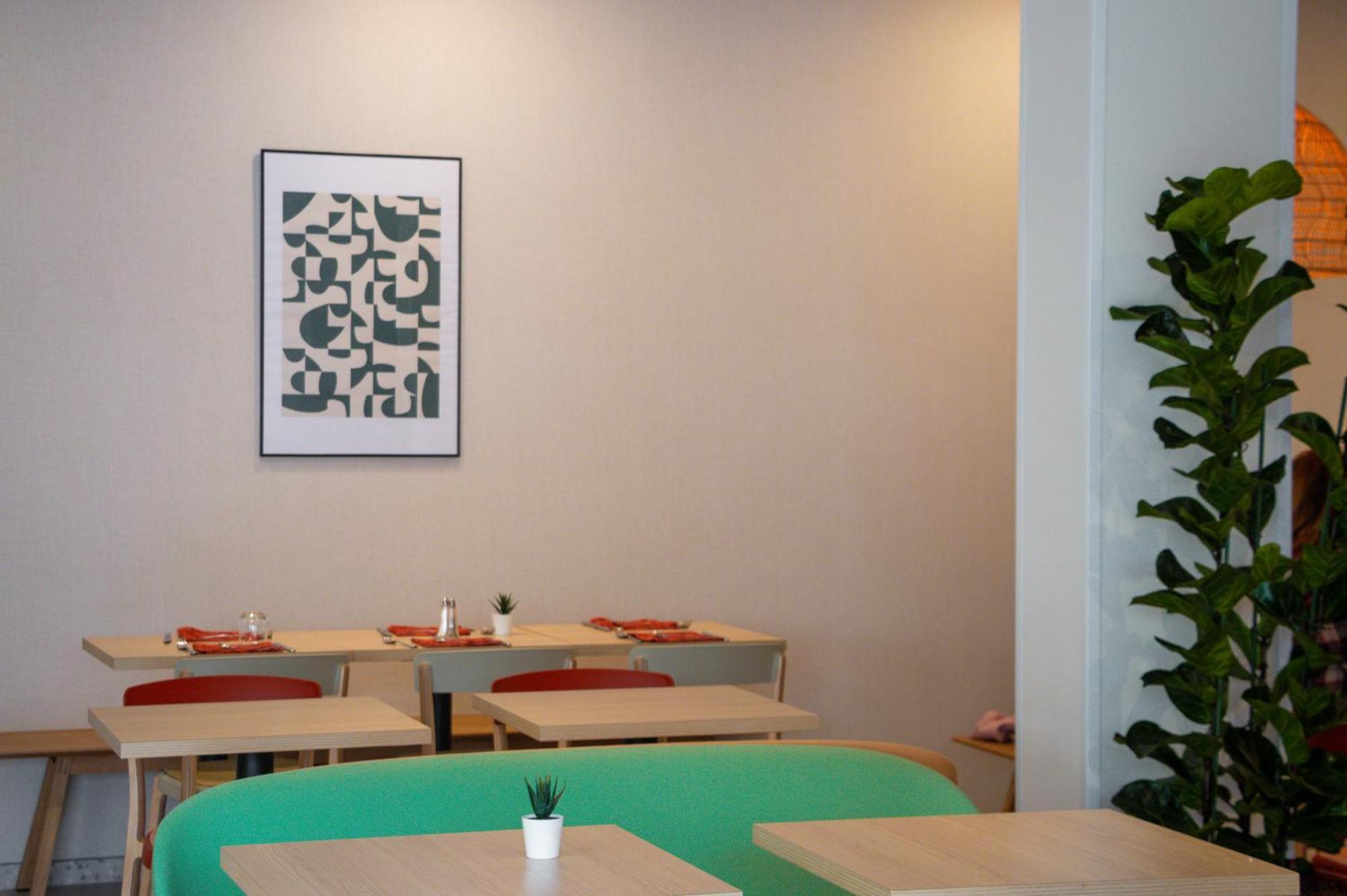 Hotel Ibis Styles Palais Des Congres Velodrome 3*