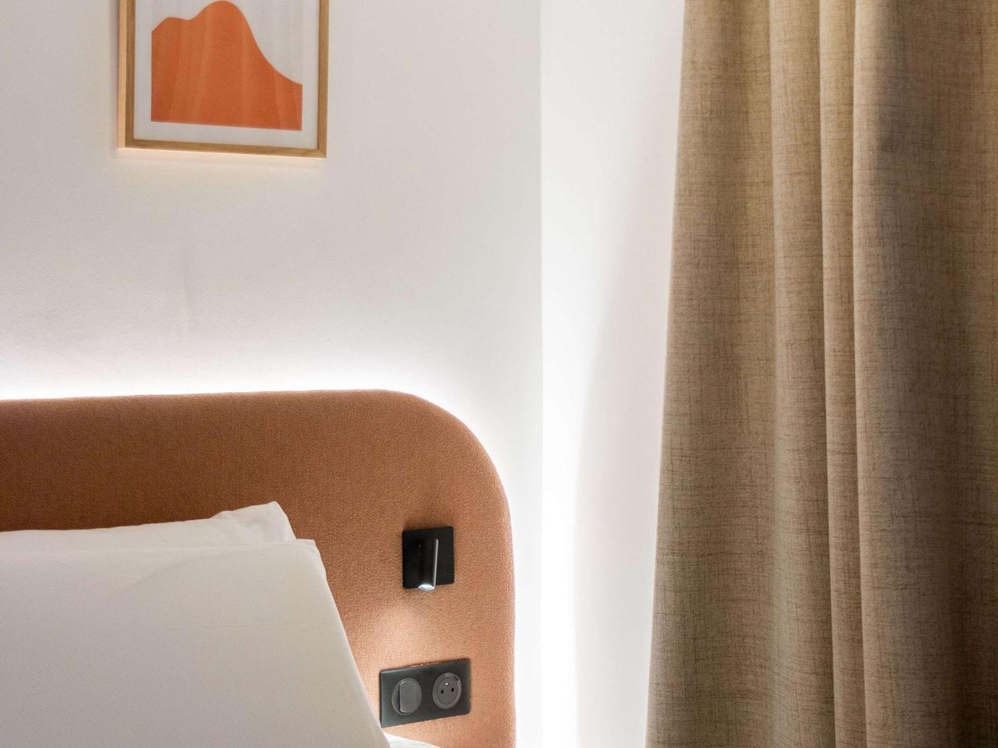 Ibis Styles Palais Des Congres Velodrome Hotel 3*